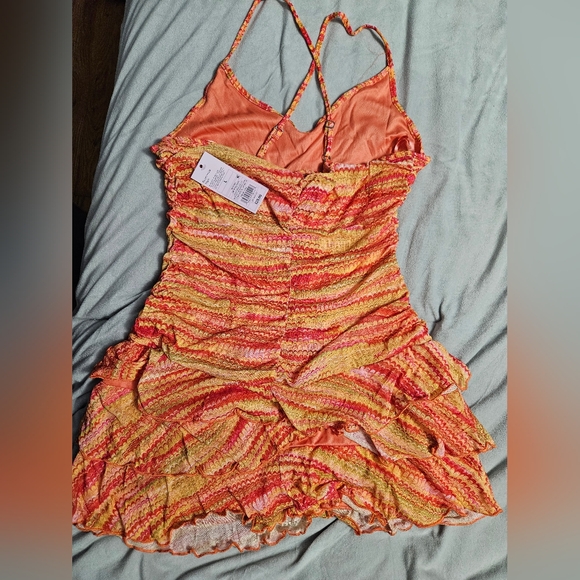 Women's Sleeveless Ruched Front Tiered Dress - Wild Fable PINK ZIG ZAG Size L - Picture 2 of 4